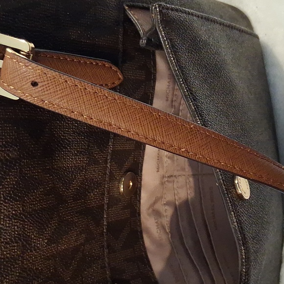 Pre-Loved MICHAEL KORS Tote Bag - Picture 9 of 16